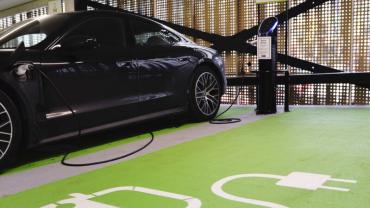 ABM-EV-CHARGING-1-1.jpg
