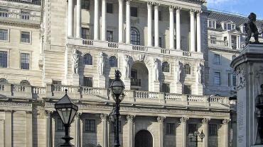 1325px-London.bankofengland.arp_-1200x978.jpg