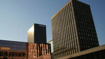 1024px-Ecolab_and_Alliance_Bank_Center-jpg.webp