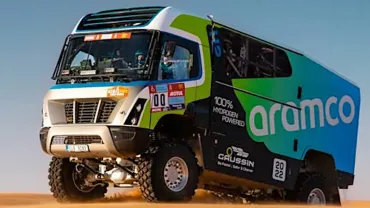 Article-Hydrogen-Truck-2880x1088-arabic-1-jpg-webp.webp