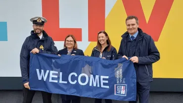 serco-and-royal-navy-stem-programme-group-shot-jpg-webp.webp