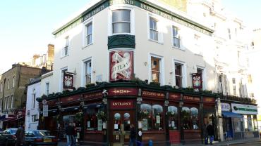 1619px-Zetland_Arms_South_Kensington_SW7_4224468171.jpg