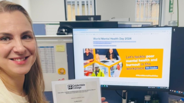 HR-MANAGER-IVY-MALINOWSKA-WITH-HER-MENTAL-HEALTH-FIRST-AIDER-CERTIFICATE-002.png