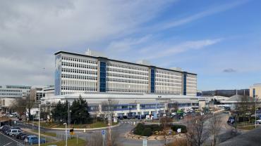 University_Hospital_of_Wales_Heath_Park_-_Cardiff_-_geograph.org_.uk_-_1736088.jpg