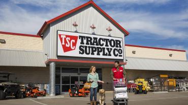 Tractor-Supply_Front_sm.jpg