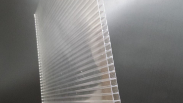 twinwall-polycarbonate-sheet.jpg